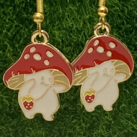 Mushroom Earring, Silly Earring, Funny Food Earring, Gift Idea, Novelty Earring - Picture 2 of 6